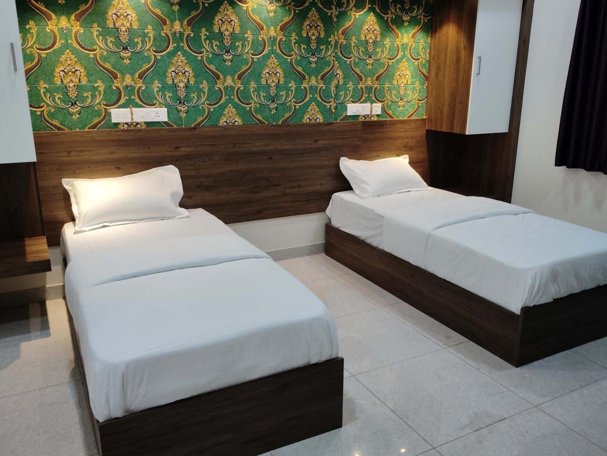 Sr Residency Villa Chennai Bagian luar foto